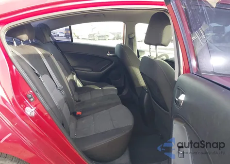 2015 Kia Forte Lx z USA, uszkodzony, nr VIN KNAFX4A61F5422464